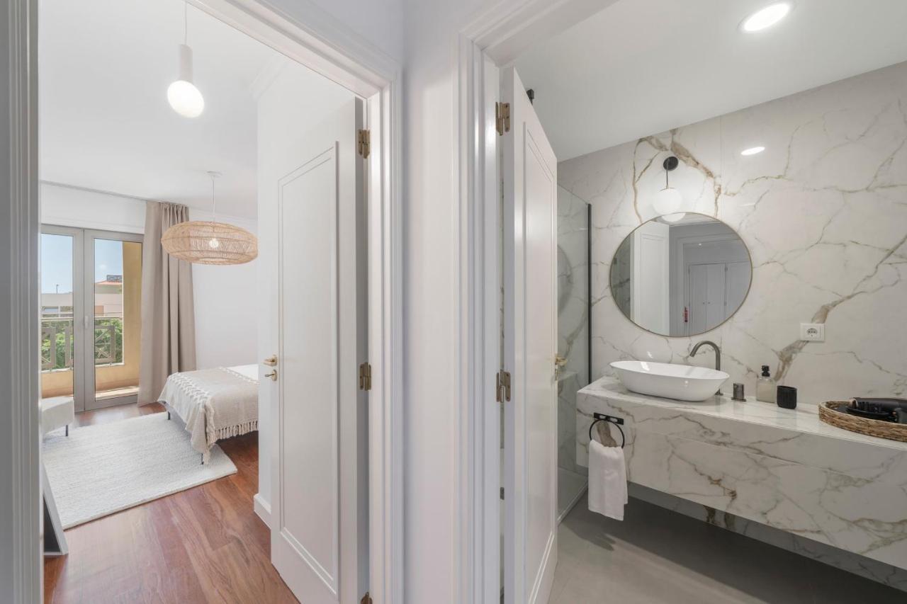 Quinta Da Falesia Ii By An Island Apartment