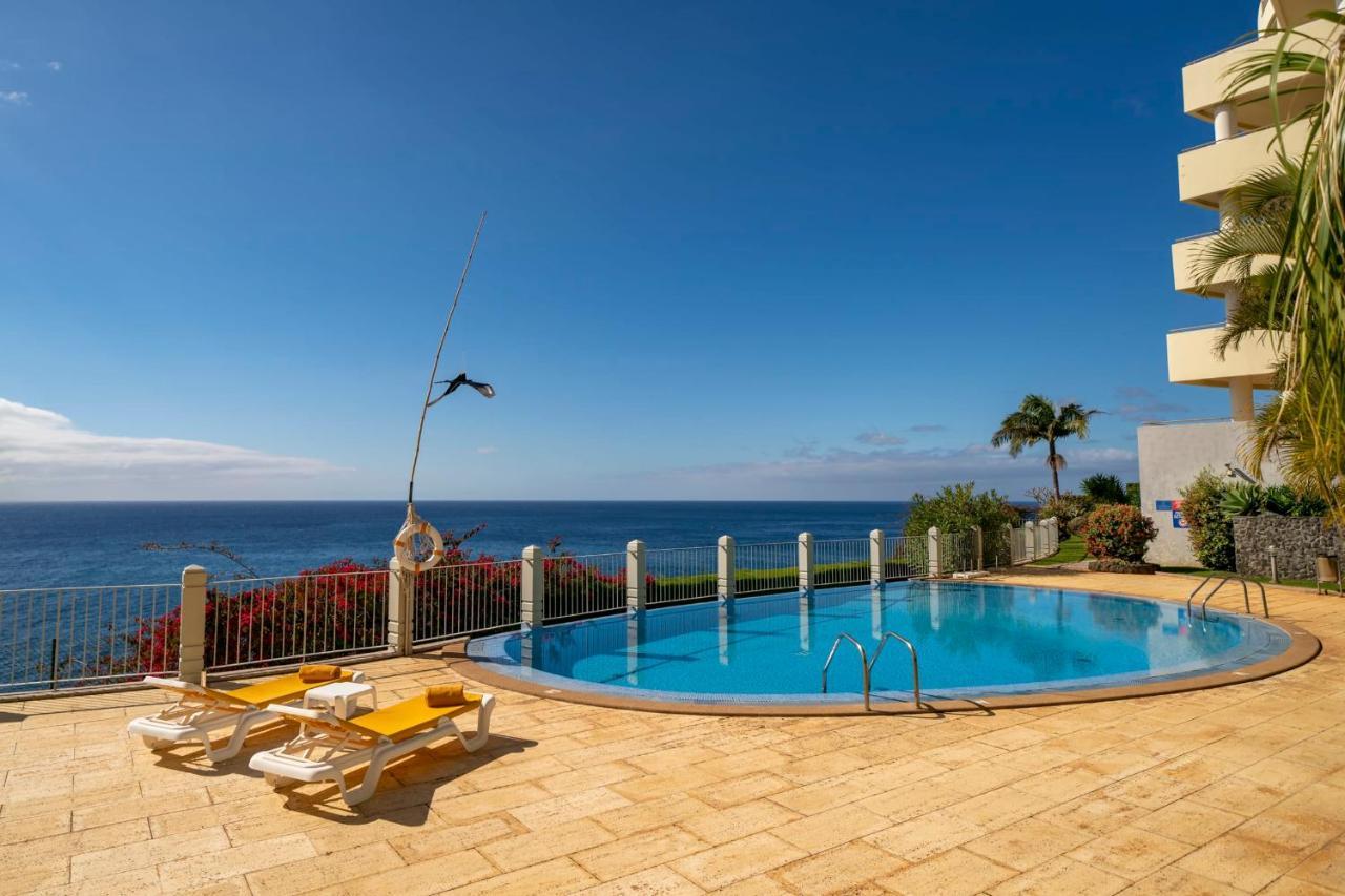 Quinta Da Falesia Ii By An Island Apartment